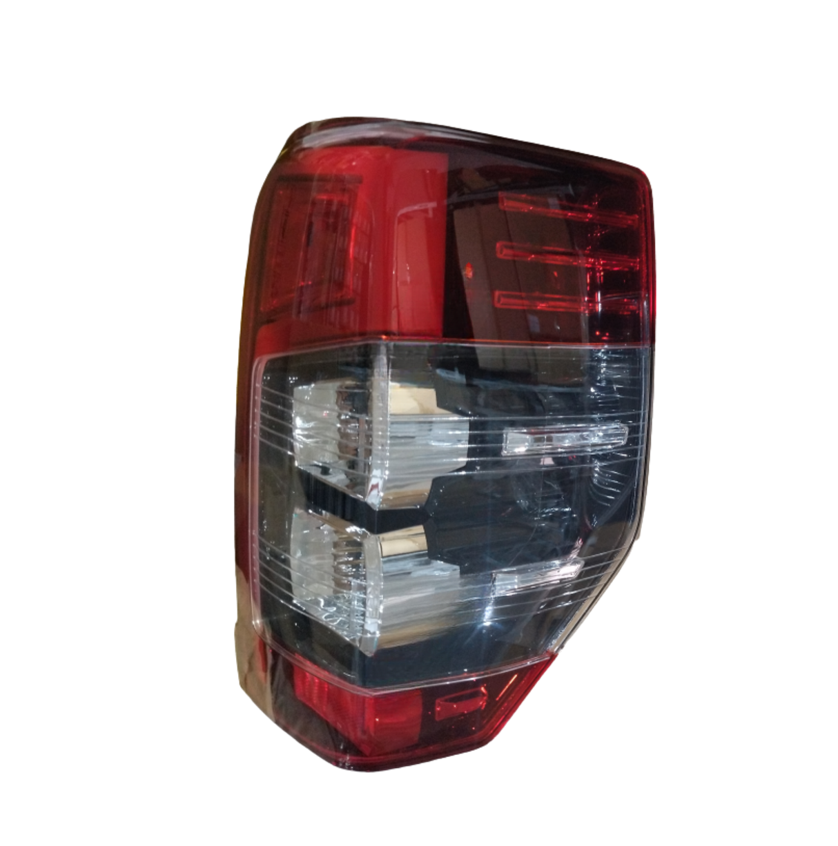 Farol Trasero Izquierdo Mitsubishi L200 2019-2022